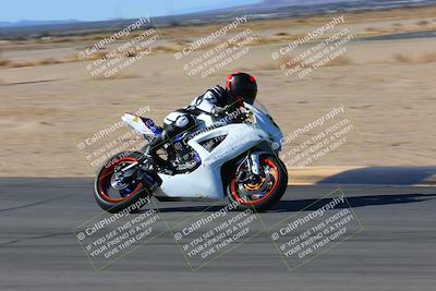 media/Jan-09-2022-SoCal Trackdays (Sun) [[2b1fec8404]]/Turn 8 (1045am)/